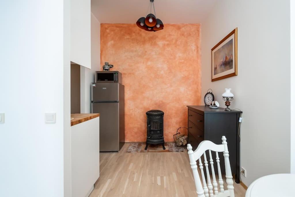 Cozy Studio Apartment Tallinn Buitenkant foto